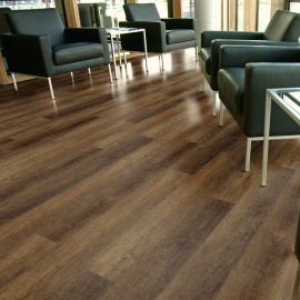 LVT POD CAVALIO 9346 0.55 WOODLAND OAK 2,5 LVT POD CAVALIO 9346 0.55 WOODLAND OAK 2,5