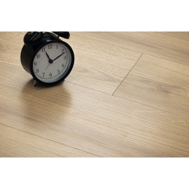 LAMINAT VODOOTPORNI AQUALINE HRAST CLASSIC K4420 AV KL33 8MM